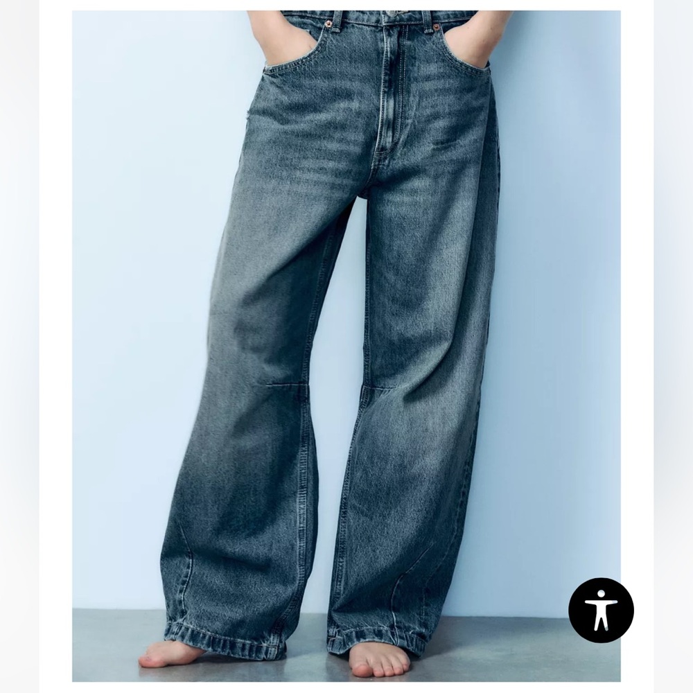 Zara TRF Mid Waist Baggy Balloon Jean | Light Blue | Size 25 (US 0)